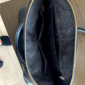 Black Kate spade cross body bag